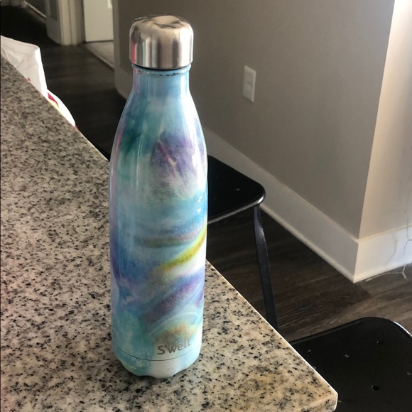 25 oz swell bottle - Picture 6 of 6